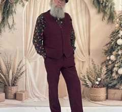 Mr Claus at an elegant cocktail event